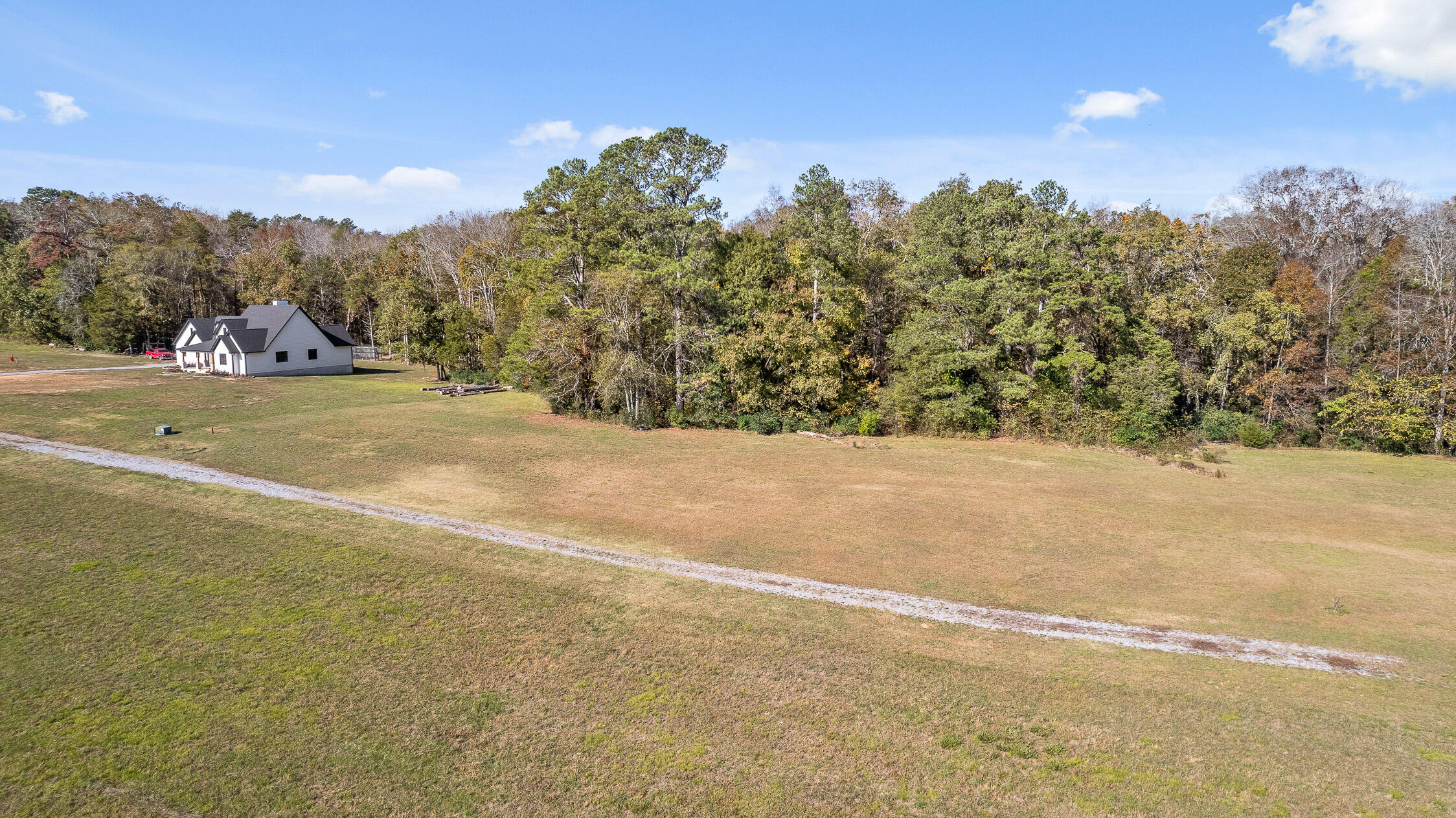327 Starr Hawk Lane, Chickamauga, Georgia image 2