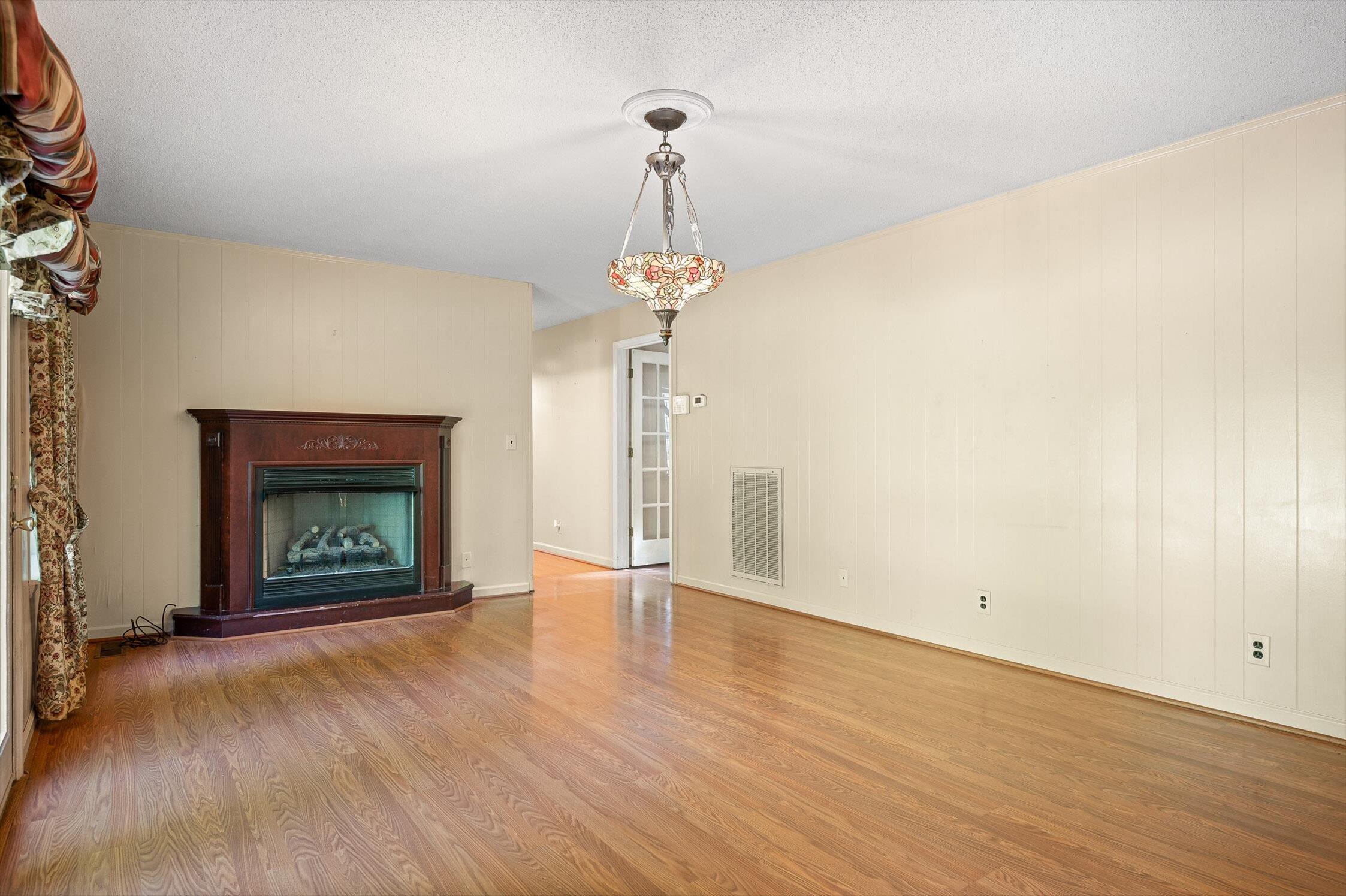 2400 Cedar Creek Drive, Chattanooga, Tennessee image 10