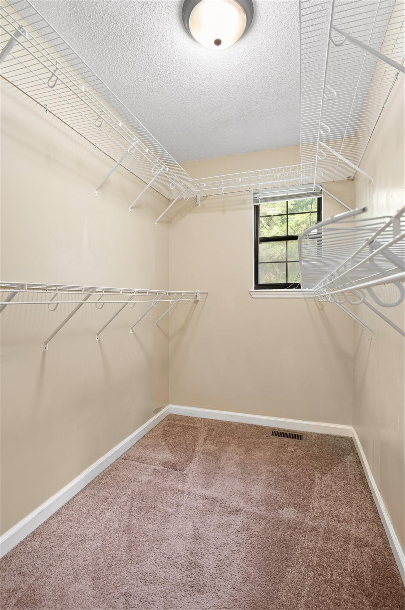 2400 Cedar Creek Drive, Chattanooga, Tennessee image 28