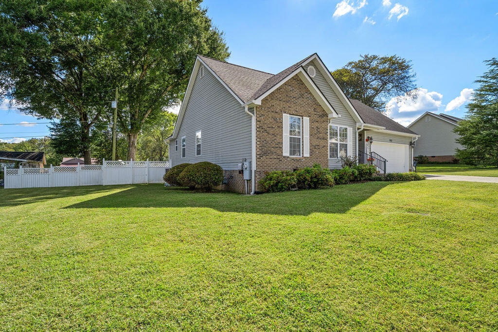103 Dogwood Trail