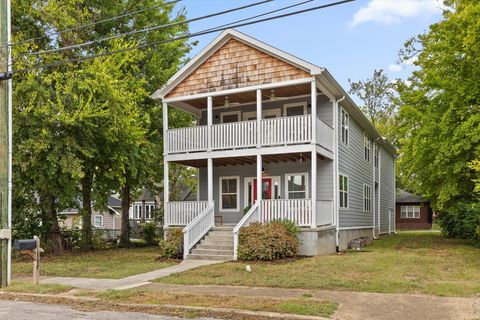 Photo of 1517 Kirby Avenue, Chattanooga, TN 37404 (MLS # 1521127)