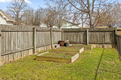 Tiny photo for 621 S 5th Avenue, Chatsworth, GA 30705 (MLS # 1529837)