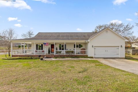 Tiny photo for 621 S 5th Avenue, Chatsworth, GA 30705 (MLS # 1529837)