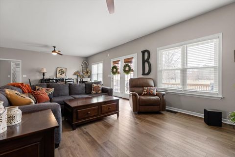 Tiny photo for 621 S 5th Avenue, Chatsworth, GA 30705 (MLS # 1529837)