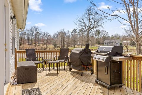 Tiny photo for 621 S 5th Avenue, Chatsworth, GA 30705 (MLS # 1529837)