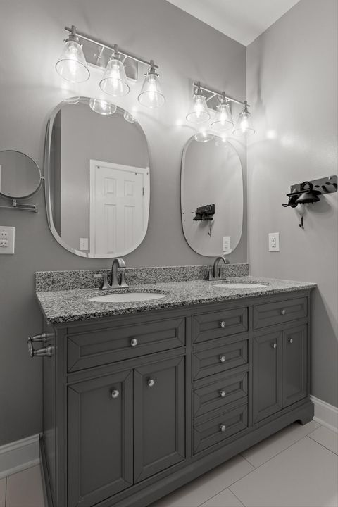 Tiny photo for 621 S 5th Avenue, Chatsworth, GA 30705 (MLS # 1529837)