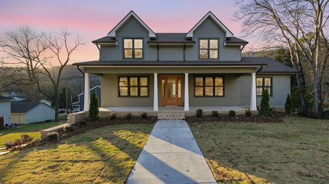 Photo of 5205 Tennessee Avenue, Chattanooga, TN 37409 (MLS # 1527981)
