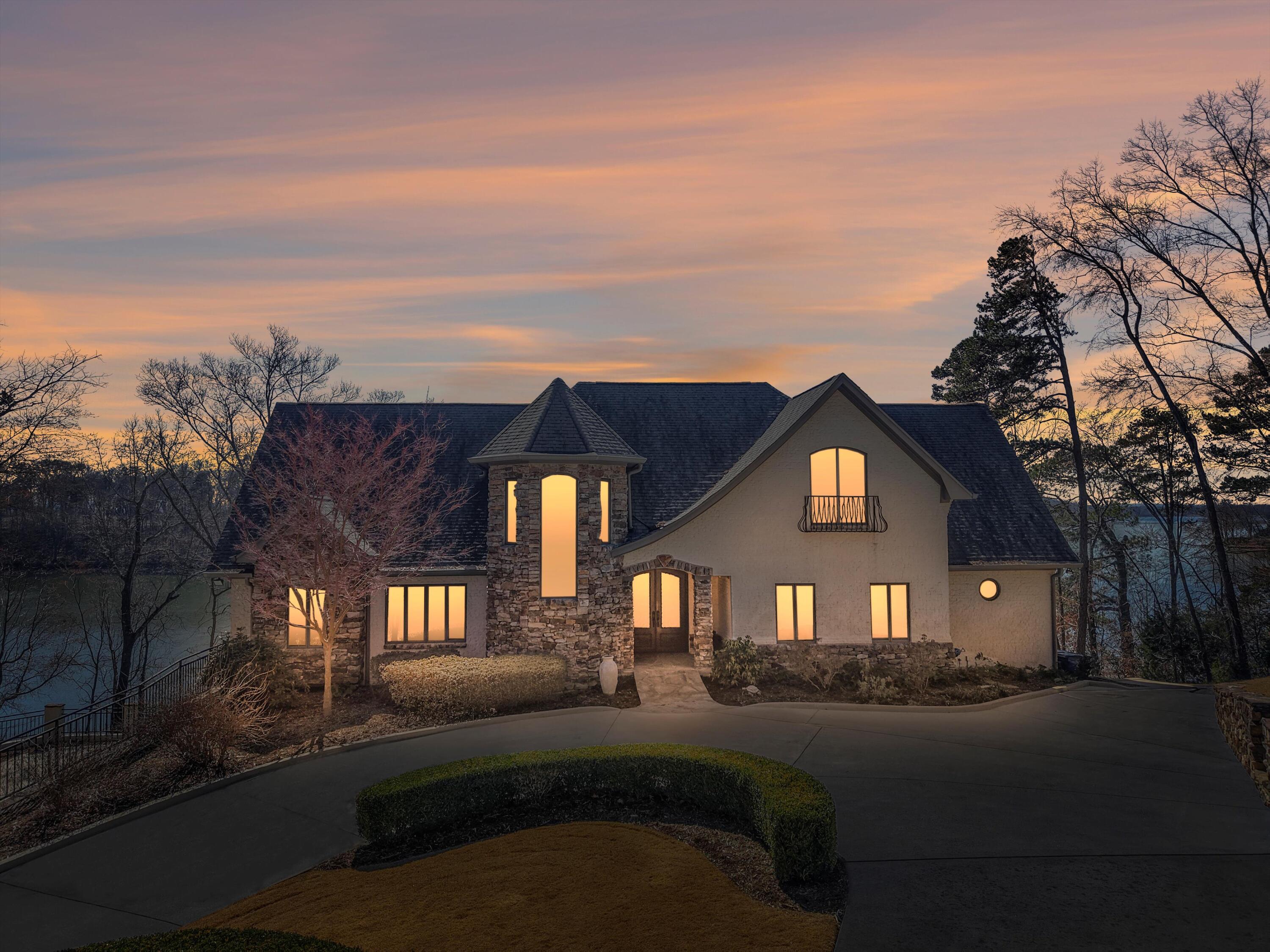 8906 Prairie Schooner Circle, Soddy Daisy, Tennessee image 3