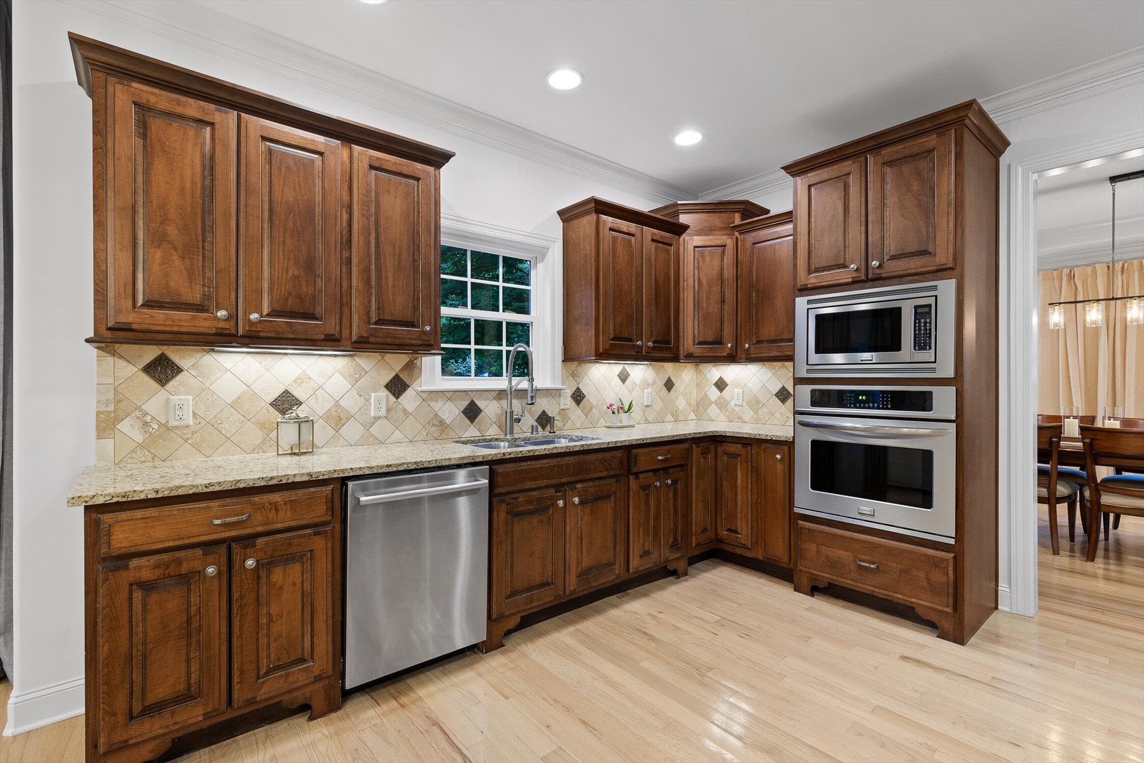 2731 Indian Pipe Lane, Signal Mountain, Tennessee image 12