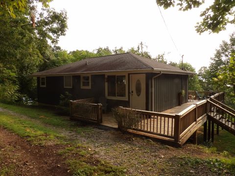 Photo of 499 Johnson Loop Road, Pikeville, TN 37367 (MLS # 1520042)