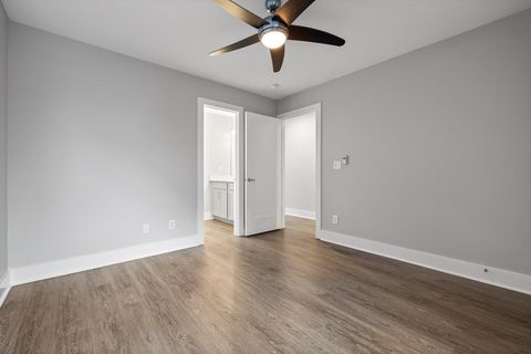 Tiny photo for 2351 E 19th Street, Chattanooga, TN 37404 (MLS # 1530345)