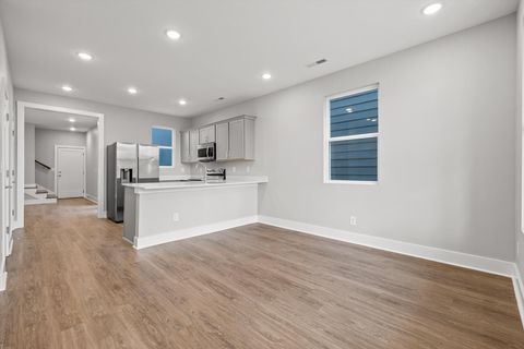 Tiny photo for 2351 E 19th Street, Chattanooga, TN 37404 (MLS # 1530345)