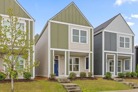 Tiny photo for 2351 E 19th Street, Chattanooga, TN 37404 (MLS # 1530345)