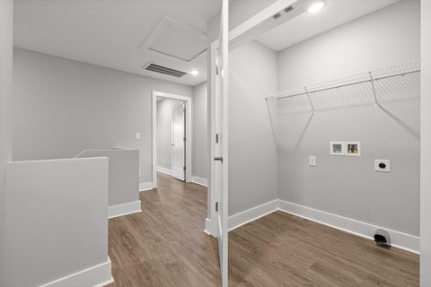 Tiny photo for 2351 E 19th Street, Chattanooga, TN 37404 (MLS # 1530345)