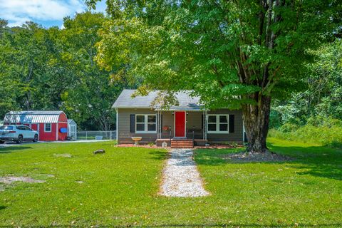 Photo of 11665 Back Valley Road, Soddy Daisy, TN 37379 (MLS # 1518138)