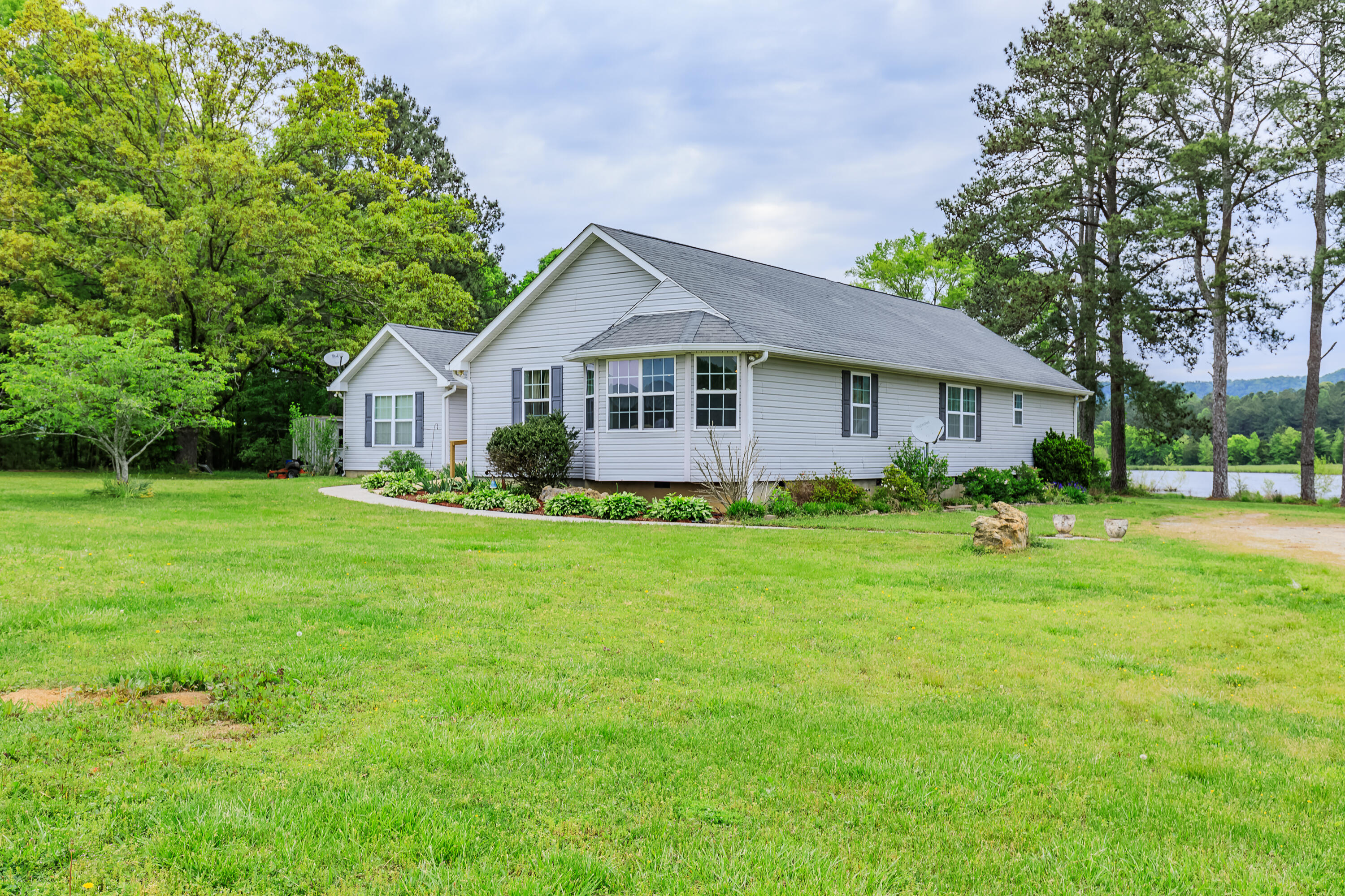 3255 Colbert Hollow Road, Rock Spring, Georgia image 4