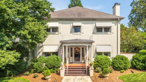 Photo of 2702 N Ocoee Street, Cleveland, TN 37312 (MLS # 1517012)