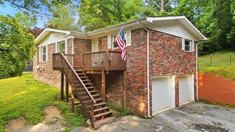 Photo of 408 Lupton Drive, Chattanooga, TN 37415 (MLS # 1535606)