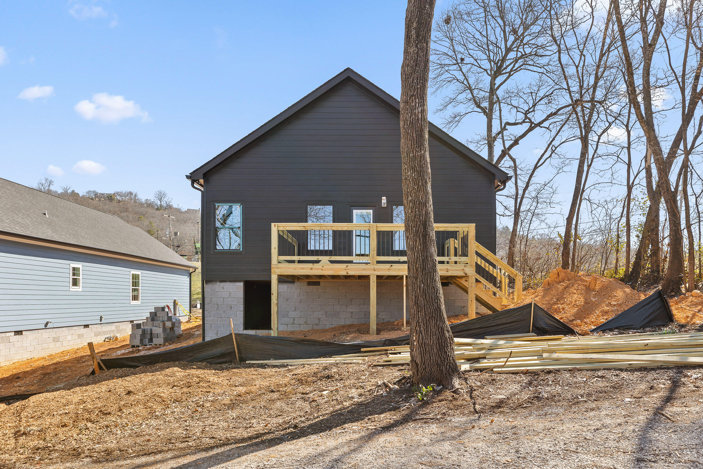 Chattanooga, Tennessee 37406, United States, 3 Bedrooms Bedrooms, ,2 BathroomsBathrooms,Residential,Active,9054