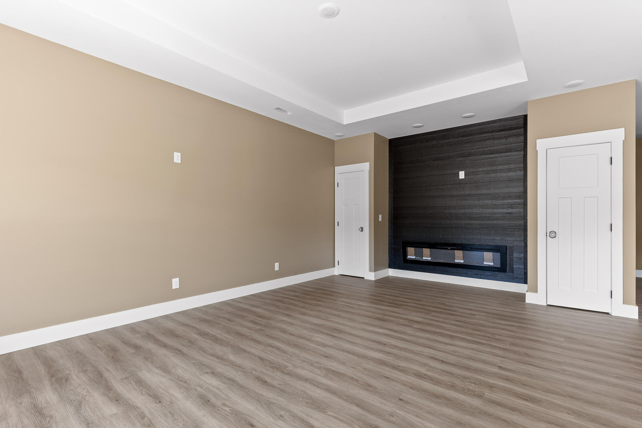 Chattanooga, Tennessee 37406, United States, 3 Bedrooms Bedrooms, ,2 BathroomsBathrooms,Residential,Active,9054