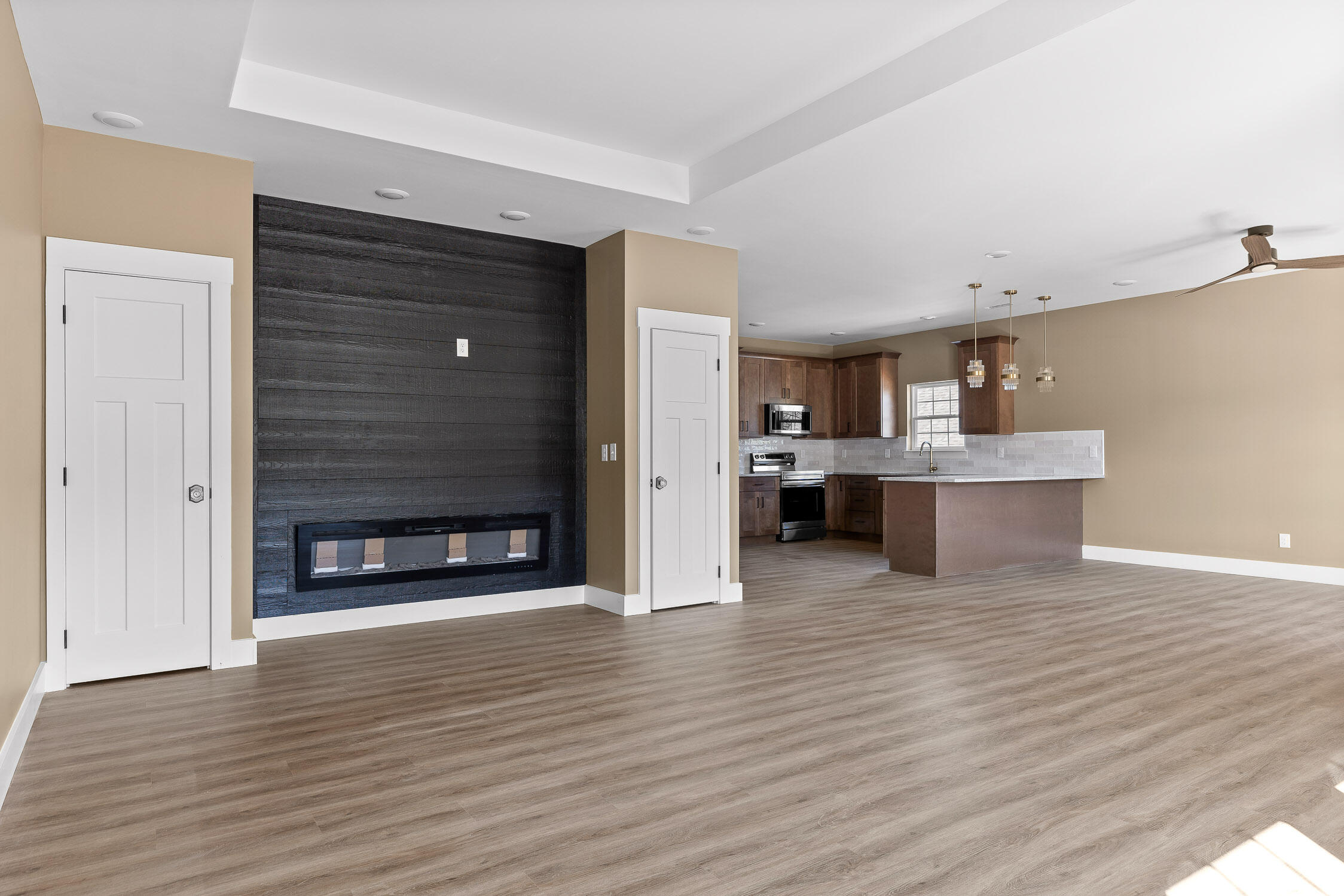 Chattanooga, Tennessee 37406, United States, 3 Bedrooms Bedrooms, ,2 BathroomsBathrooms,Residential,Active,9054