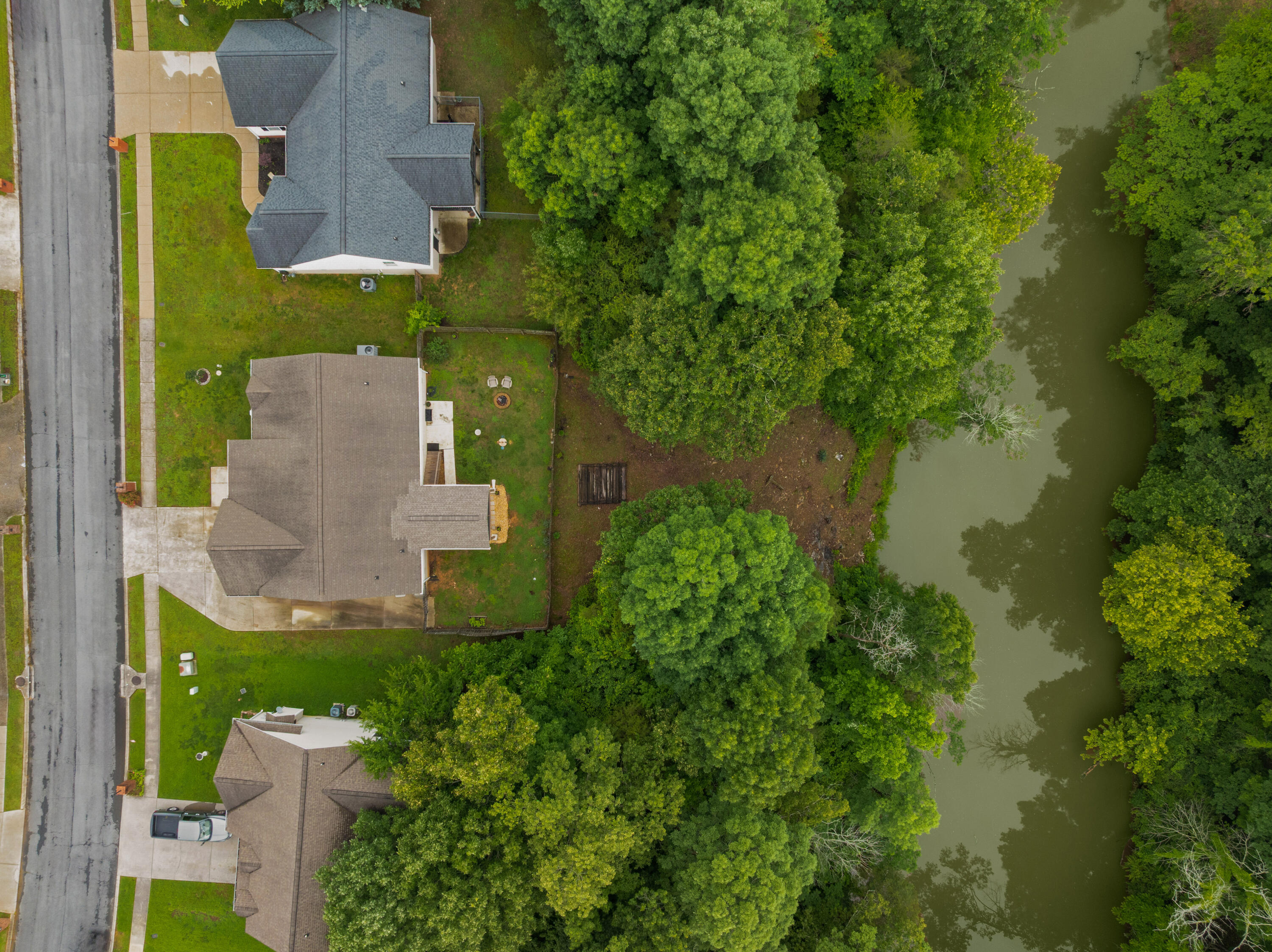 562 Bluff View Drive