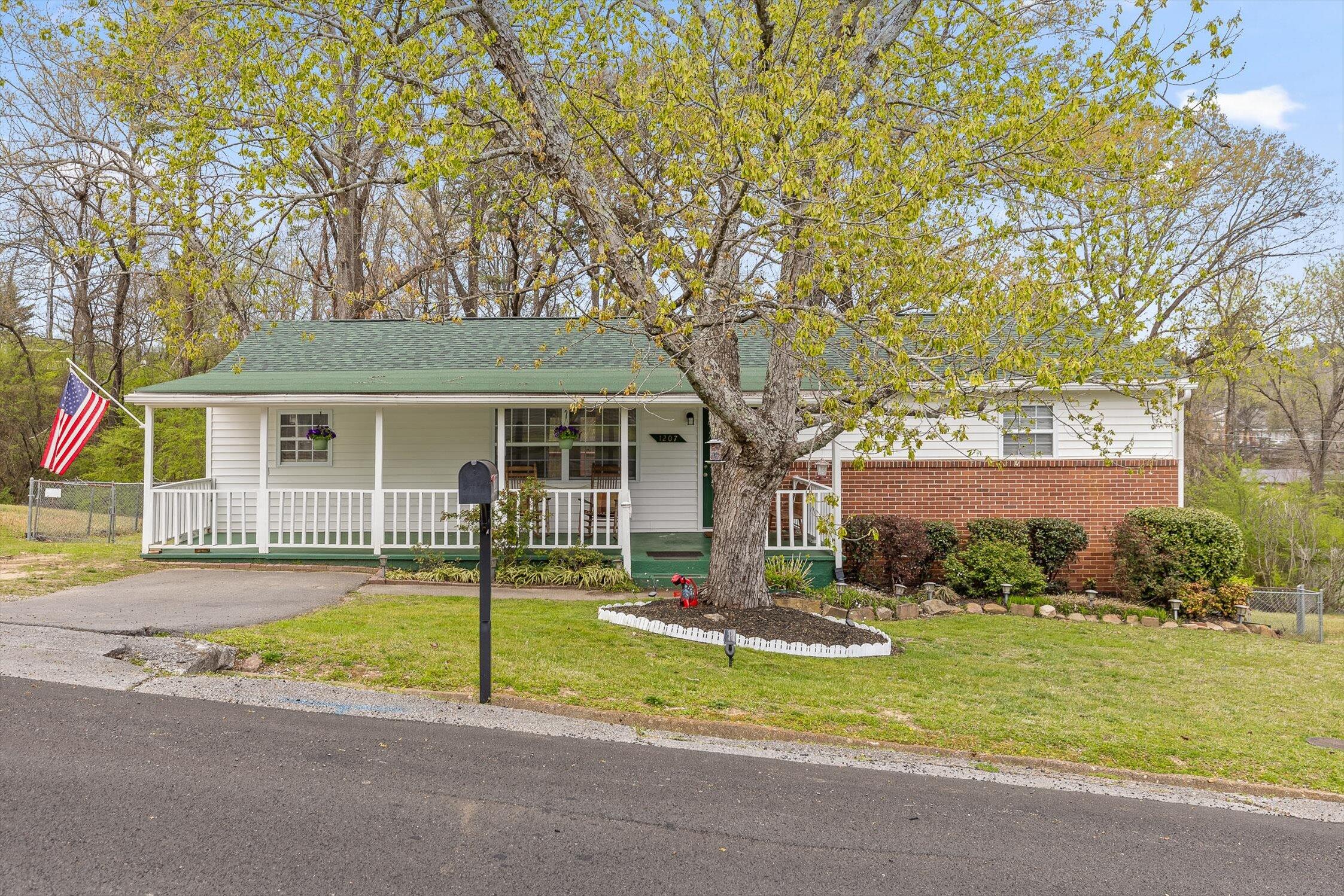 1207 Northern Hills Road, Hixson, Tennessee image 1