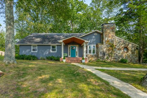 105 Mountain Court Drive Signal Mountain TN 37377
