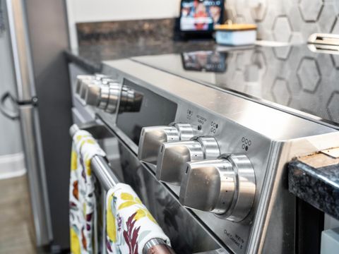 Tiny photo for 1404 Hamilton Avenue, Chattanooga, TN 37405 (MLS # 1529335)