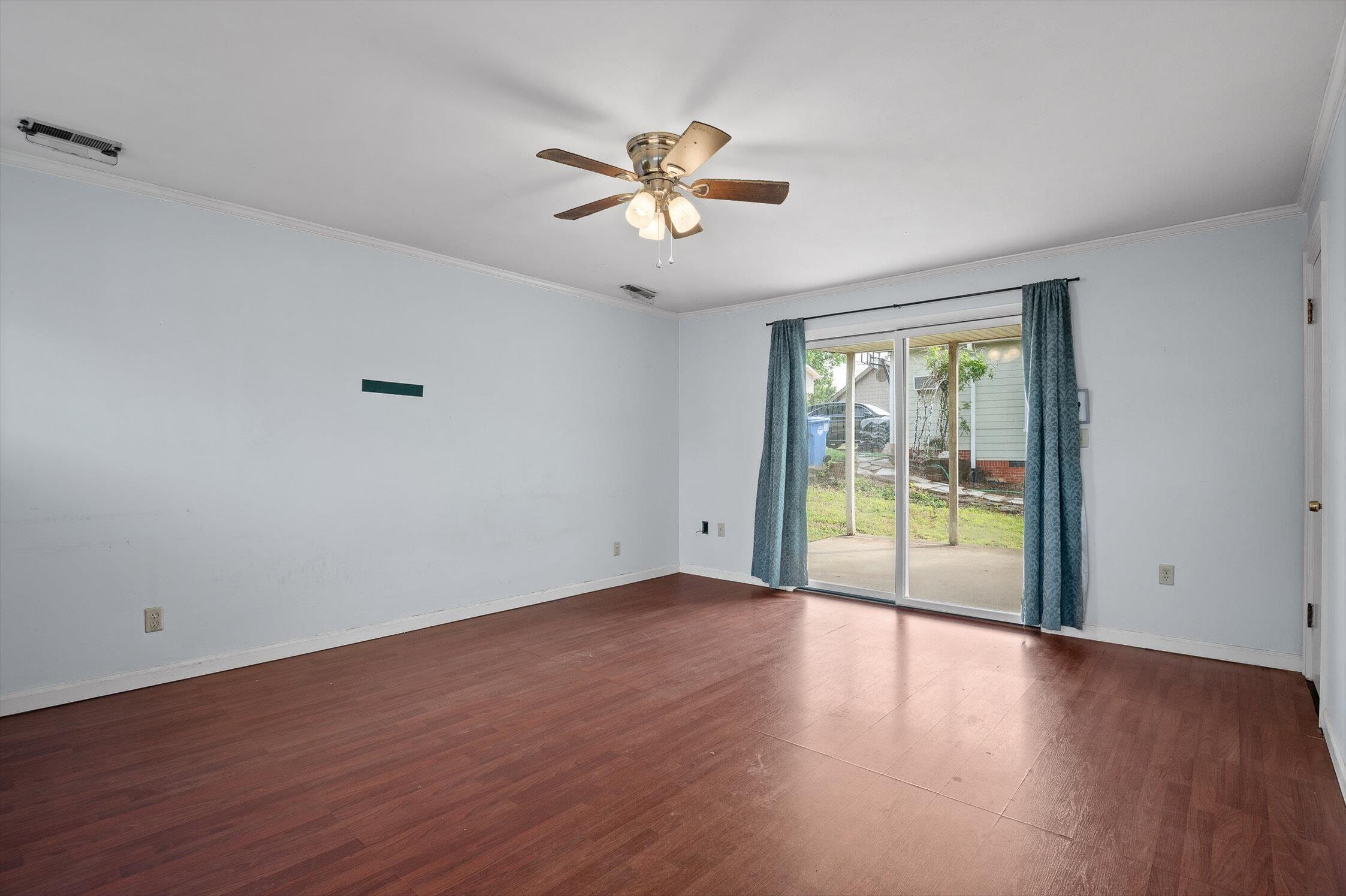 Chattanooga, Tennessee 37405, United States, 4 Bedrooms Bedrooms, ,2 BathroomsBathrooms,Residential,Active,123241