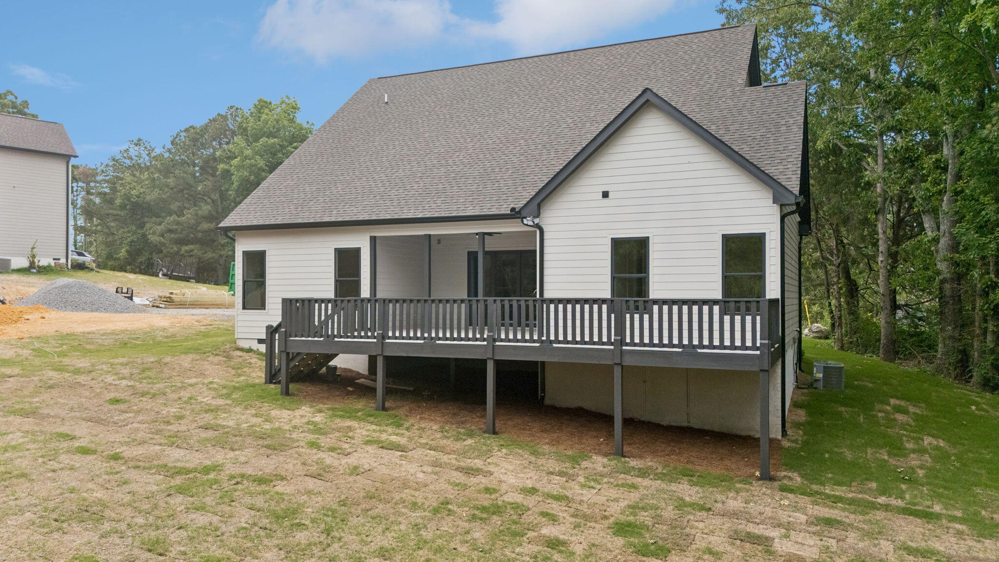 568 Wilkinson Road NE