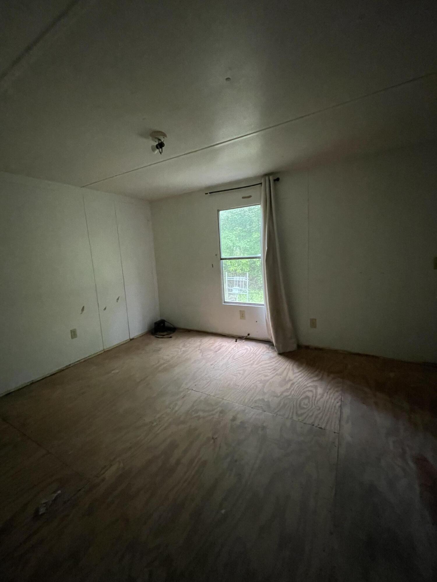 40 Kendra Lane, Pikeville, Tennessee image 10