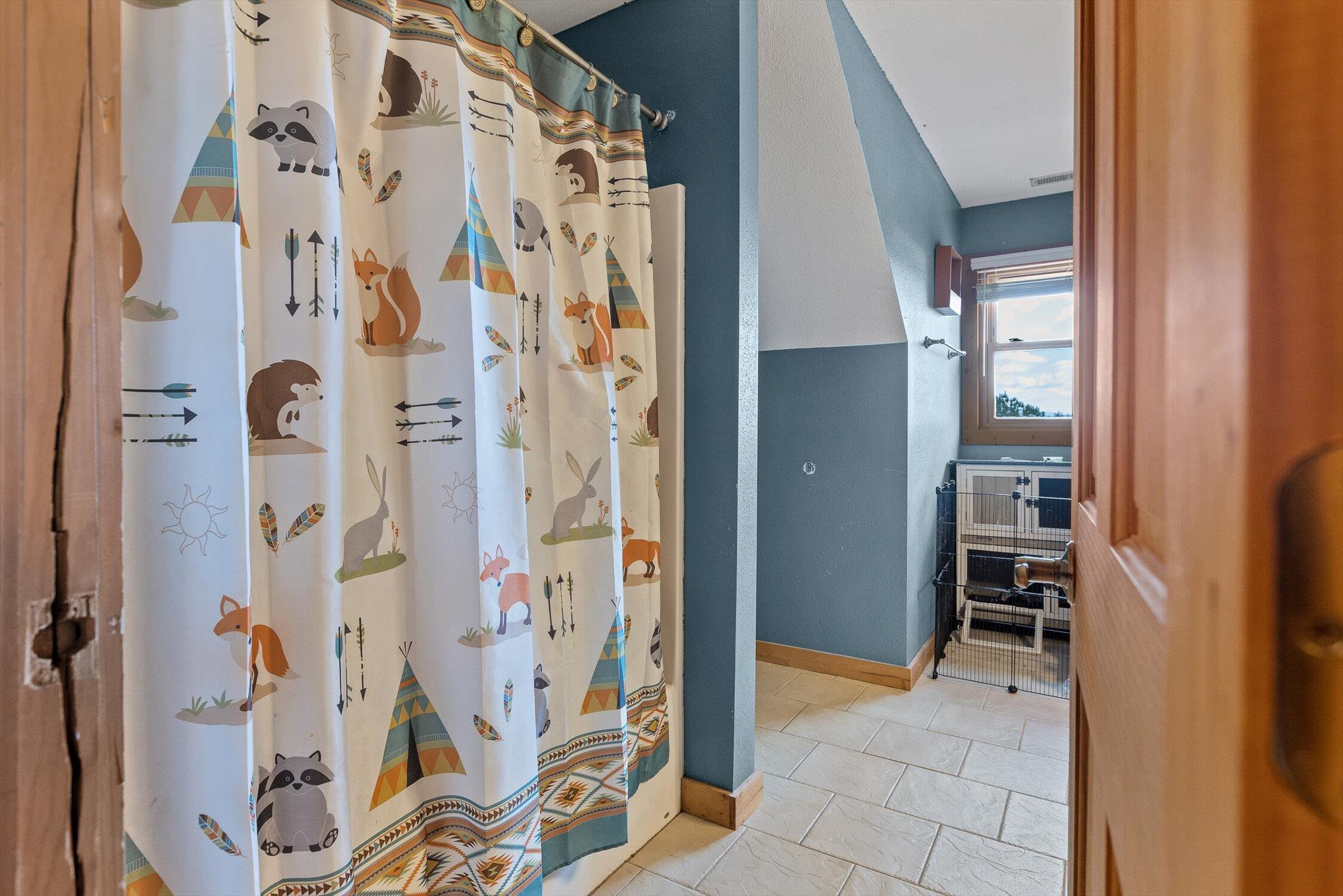 Ocoee, Tennessee 37361, United States, 3 Bedrooms Bedrooms, ,4 BathroomsBathrooms,Residential,Active,237932