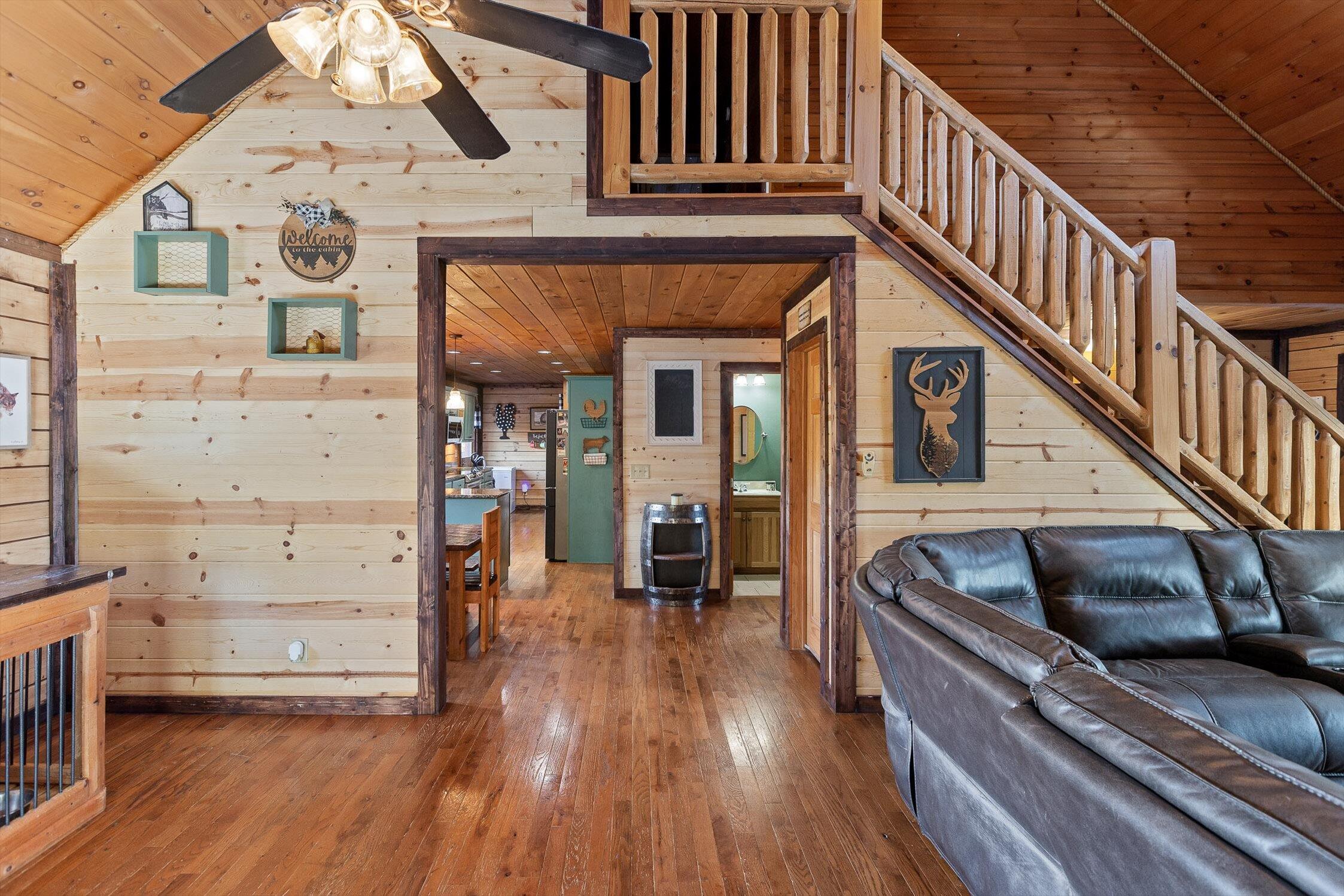 Ocoee, Tennessee 37361, United States, 3 Bedrooms Bedrooms, ,4 BathroomsBathrooms,Residential,Active,237932