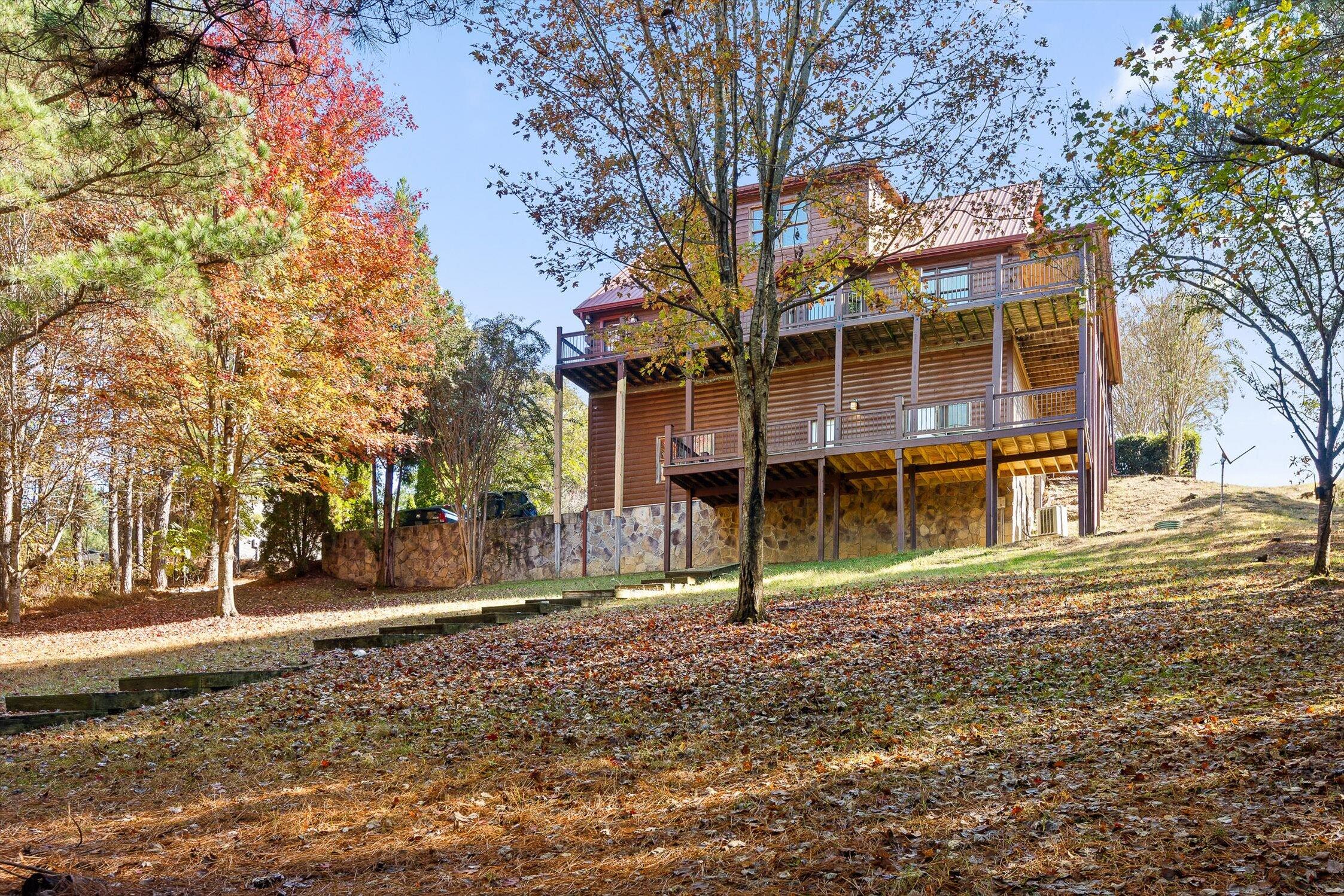 Ocoee, Tennessee 37361, United States, 3 Bedrooms Bedrooms, ,4 BathroomsBathrooms,Residential,Active,237932