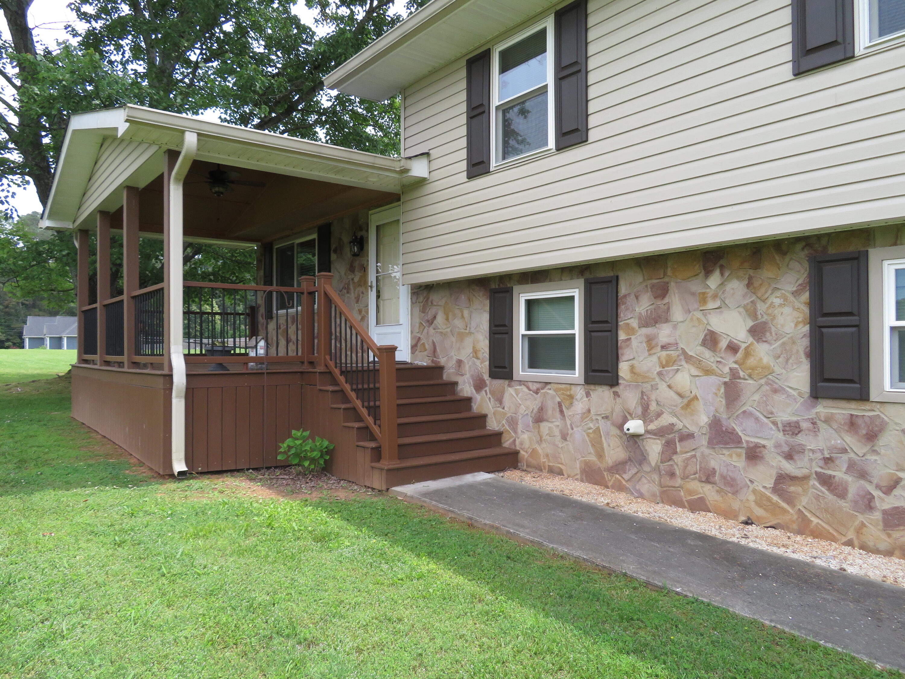 111 Rogers Drive, Whitwell, Tennessee image 5