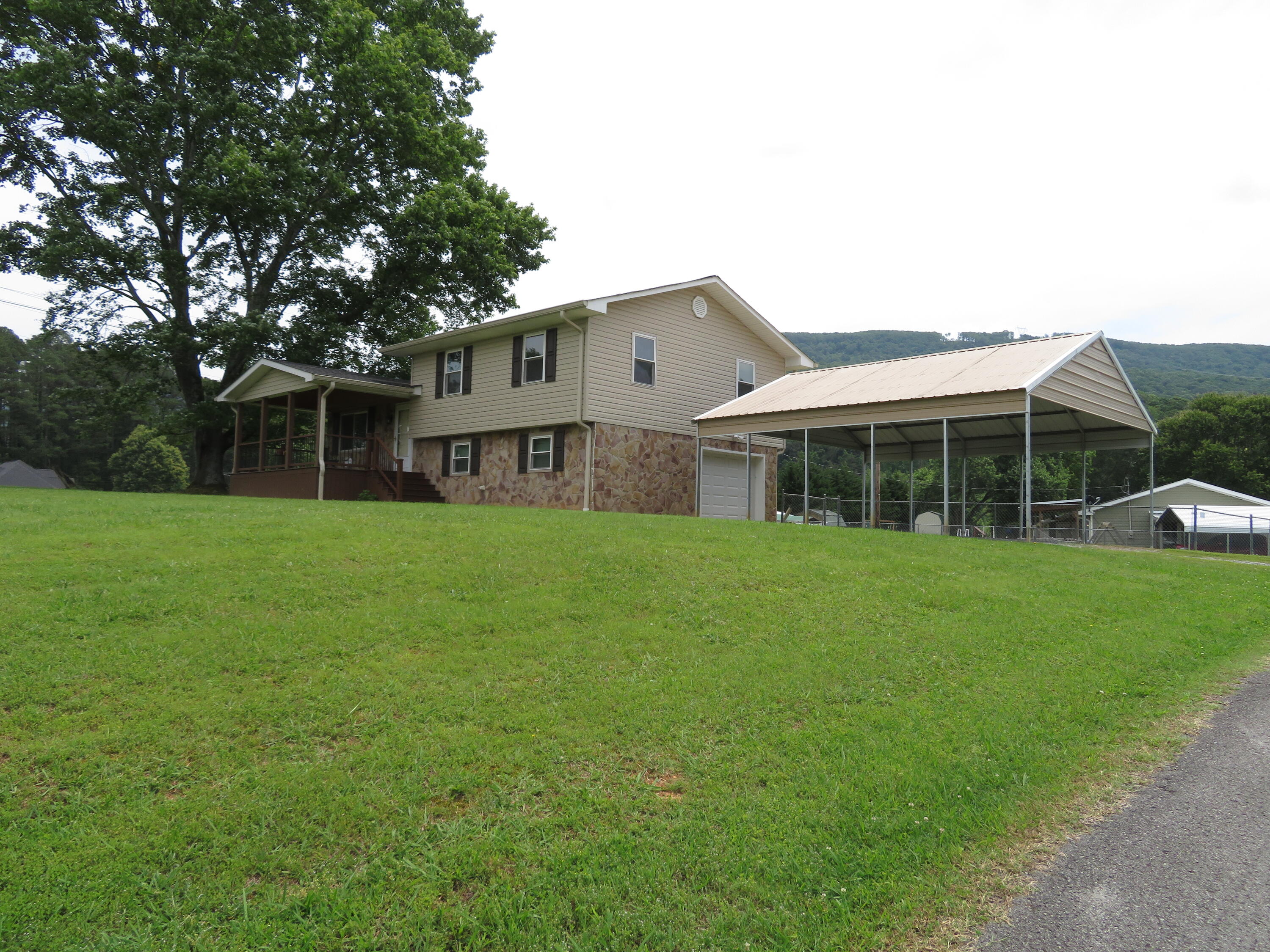111 Rogers Drive, Whitwell, Tennessee image 3