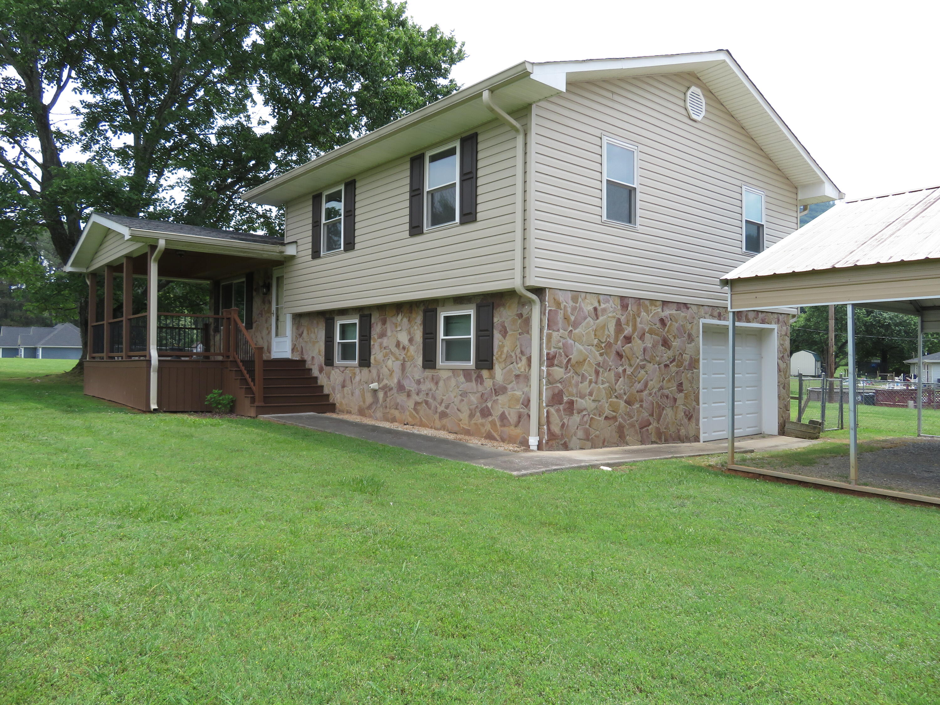 111 Rogers Drive, Whitwell, Tennessee image 2