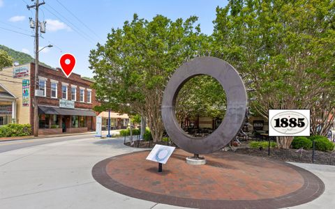 Tiny photo for 3915 St Elmo Avenue, Chattanooga, TN 37409 (MLS # 1526221)