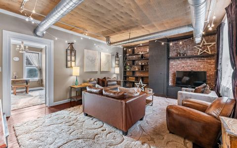 Tiny photo for 3915 St Elmo Avenue, Chattanooga, TN 37409 (MLS # 1526221)