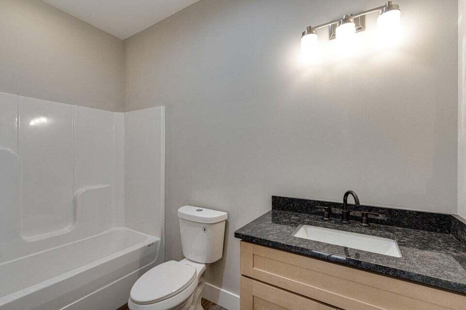 4470 Keith Street #402, Cleveland, Tennessee image 3