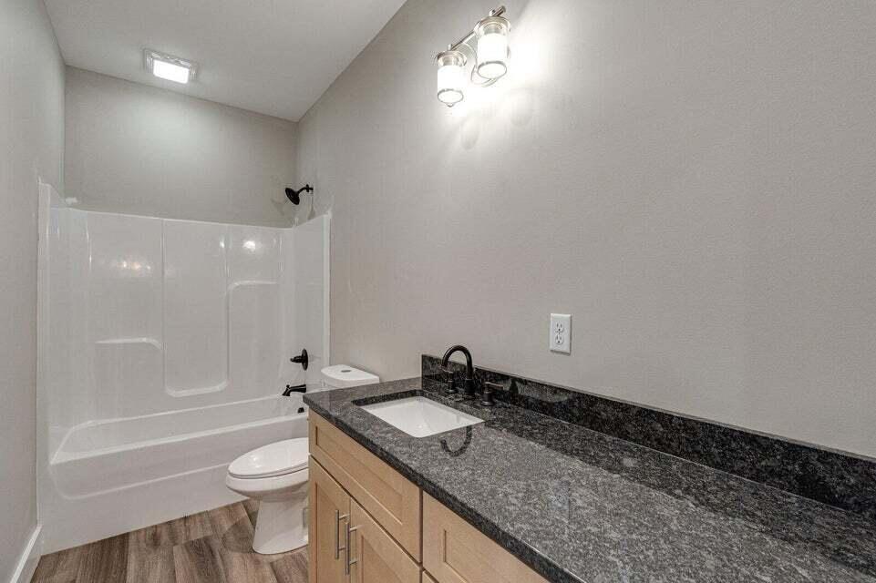 4470 Keith Street #402, Cleveland, Tennessee image 2