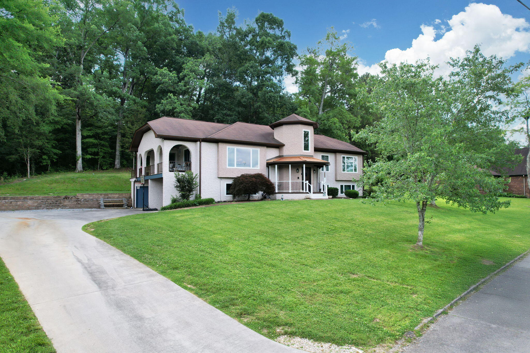 450 Hunt Cliff Drive, Cleveland, Tennessee image 2