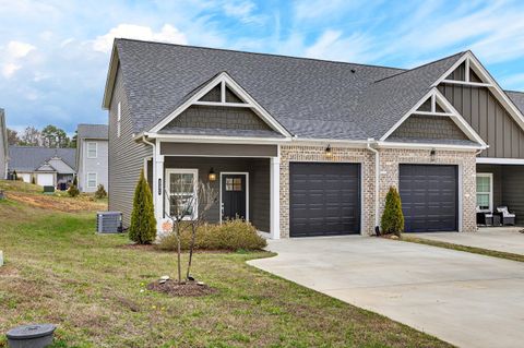 Townhouse For Sale - 531 NE Bellingham Drive<br/> Bradley County, Cleveland, TN 37312