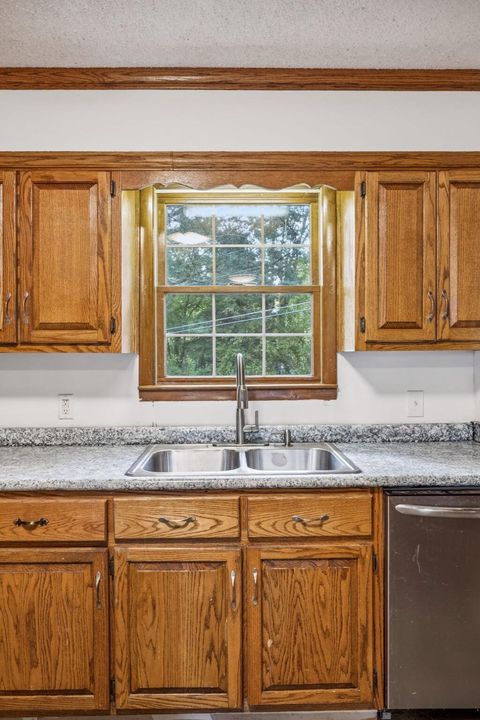 Tiny photo for 588 Sweeton Hill Road, Coalmont, TN 37313 (MLS # 1525237)