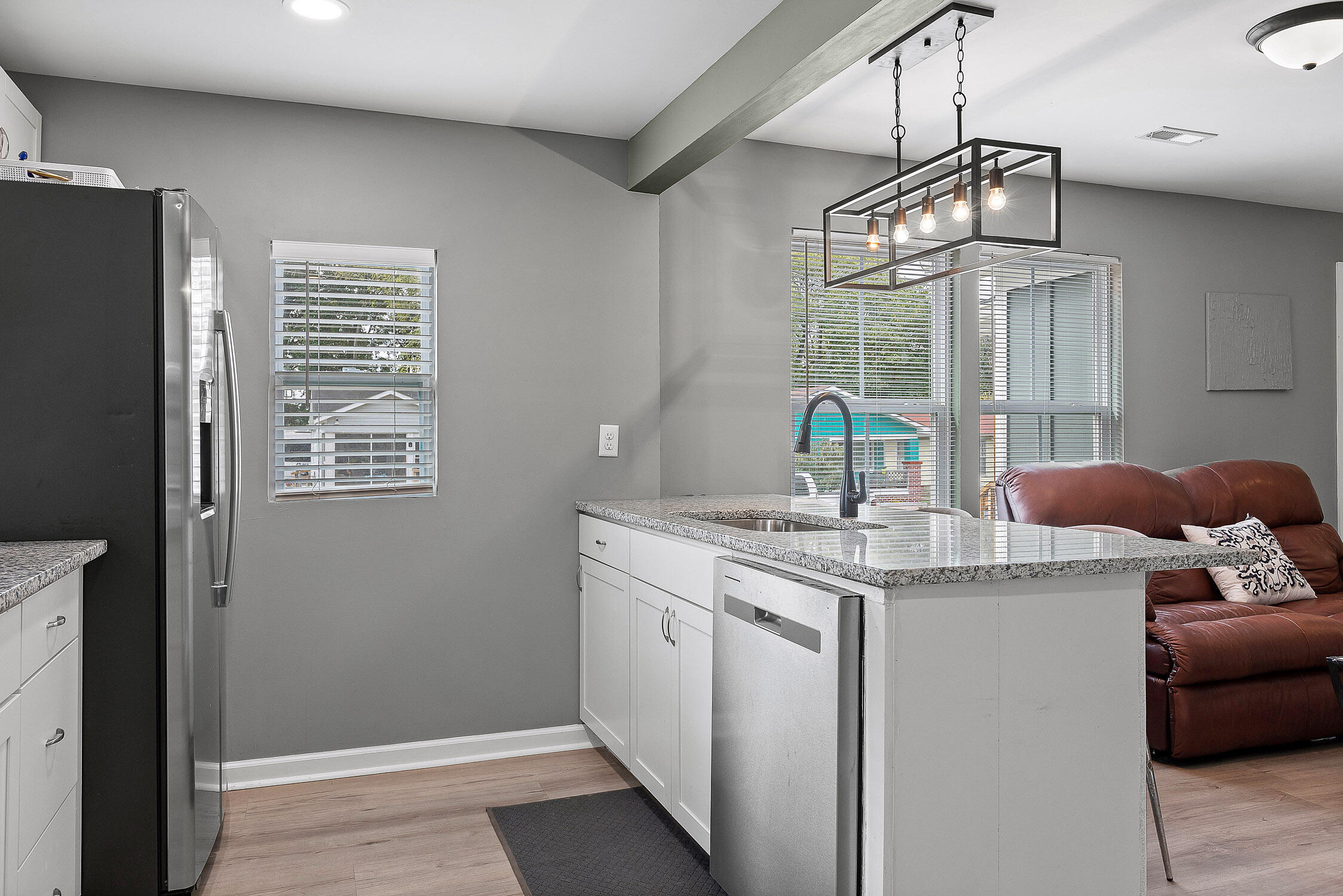 Chattanooga, Tennessee 37407, United States, 3 Bedrooms Bedrooms, ,2 BathroomsBathrooms,Residential,Active,38418