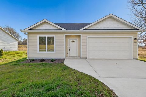 Homes For Sale - 71 Ballard Road<br/> Dade County, Trenton, GA 30752