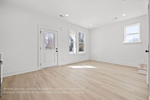 Tiny photo for 3637 Hodley Avenue, Chattanooga, TN 37410 (MLS # 1527836)