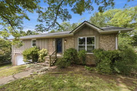 Photo of 1504 Ridge Point Road Rd, Hixson, TN 37343 (MLS # 1537150)