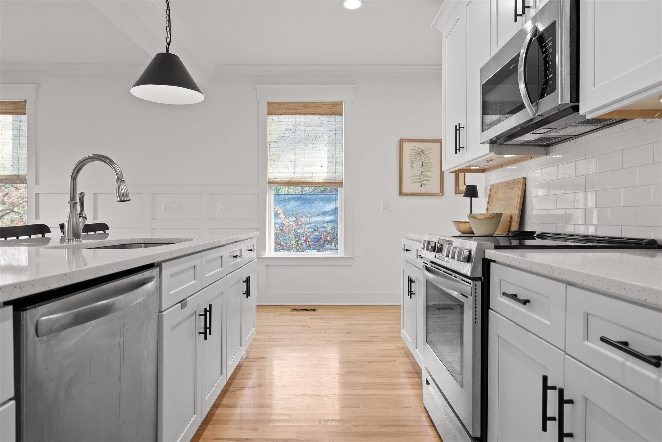 Chattanooga, Tennessee 37405, United States, 3 Bedrooms Bedrooms, ,3 BathroomsBathrooms,Residential,Active,243173